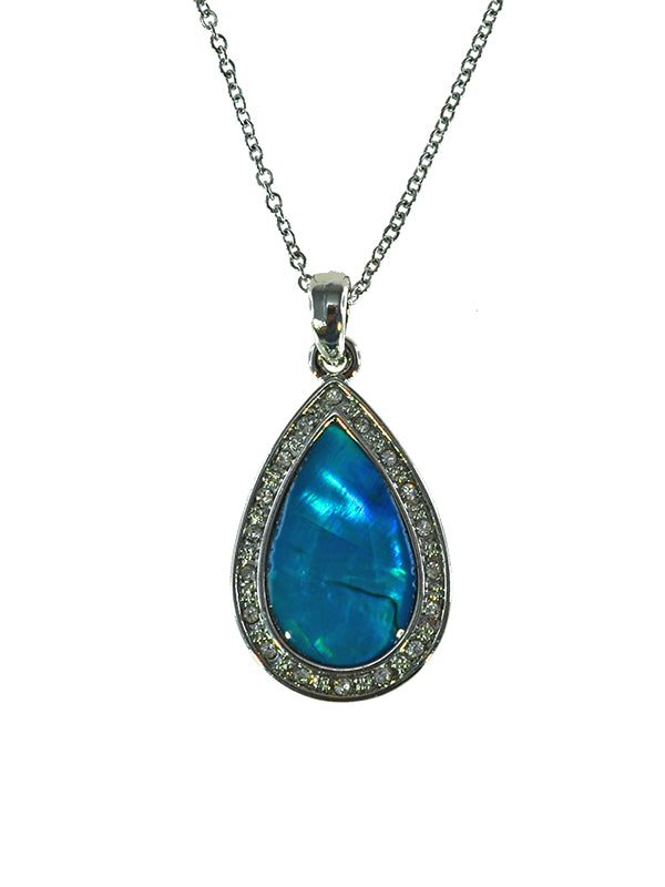 PAUA SHELL PENDANT BOXED