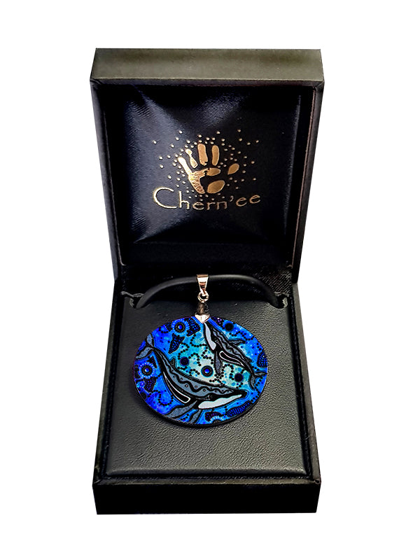 Chern'ee - Big Fin Yuan Thirrin Whale
